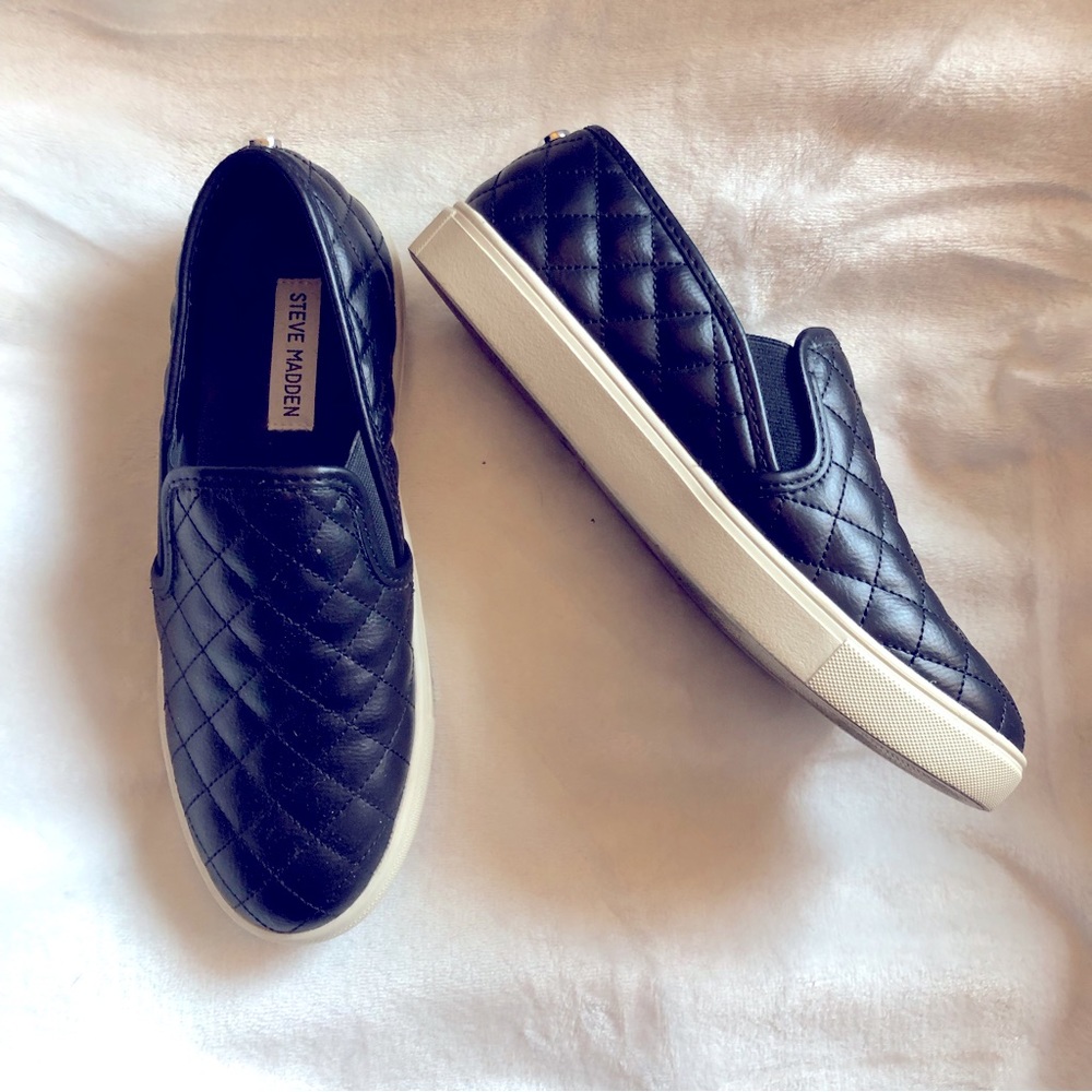 STEVE MADDEN Quilted PU Leather Slip-On Sneaker